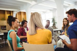¿Presencial vs online? Decidir el formato de tu curso de inglés